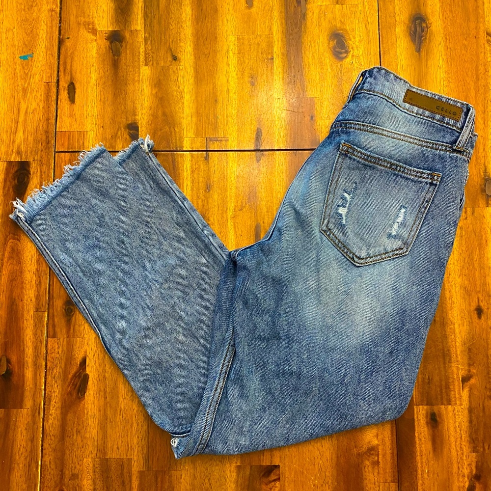 Cello womens jeans size 3 destroyed frayed trendy jeans